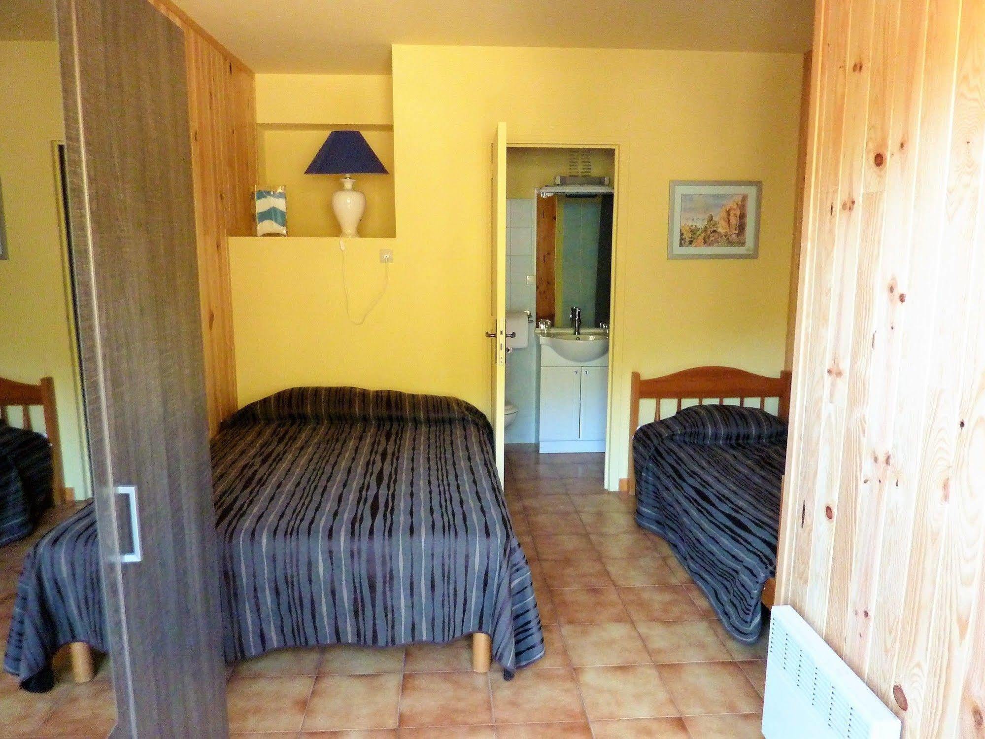 Acropole Asco Hotel Bagian luar foto